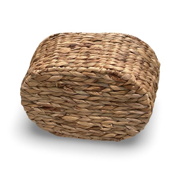 Medium SizedStraw Basket - Picture 3 of 6